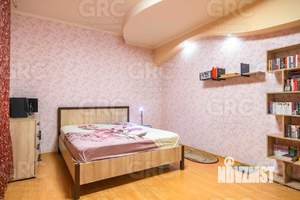 3-к квартира, вторичка, 100м2, 2/10 этаж