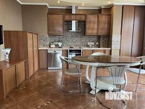 3-к квартира, вторичка, 148м2, 2/3 этаж