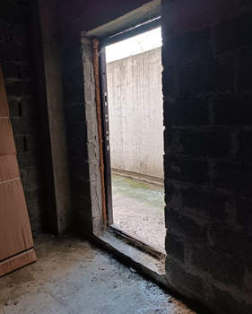 Студия квартира, вторичка, 28м2, 1/5 этаж