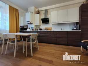 2-к квартира, вторичка, 69м2, 1/4 этаж