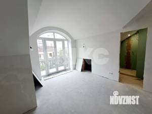 4-к квартира, вторичка, 139м2, 4/4 этаж