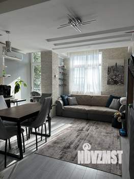 2-к квартира, вторичка, 57м2, 7/10 этаж