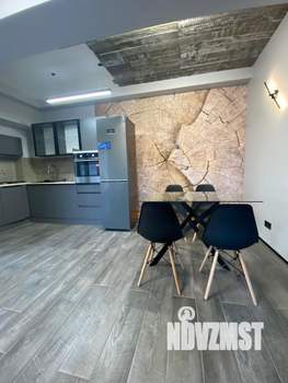 2-к квартира, вторичка, 78м2, 1/4 этаж
