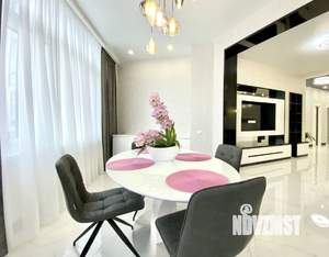 3-к квартира, вторичка, 114м2, 7/22 этаж