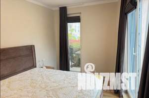 2-к квартира, вторичка, 65м2, 1/4 этаж