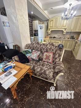 3-к квартира, вторичка, 82м2, 1/6 этаж