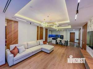 2-к квартира, вторичка, 130м2, 19/27 этаж