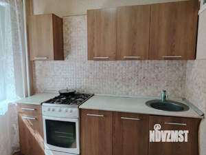 2-к квартира, вторичка, 43м2, 3/5 этаж