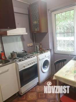 2-к квартира, вторичка, 37м2, 1/6 этаж
