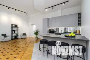 3-к квартира, вторичка, 70м2, 10/12 этаж